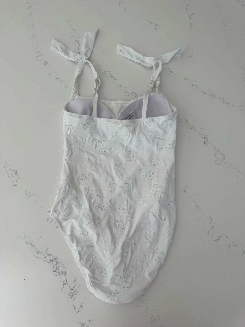 Tommy Bahama White Eyelet Hideaway One Piece Swimsuit Size 6 - Picture 3 of 5